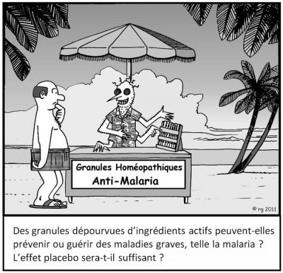 Sur une plage tropicale, un moustique en chemise hawaïenne vend des « Granules homéopathiques anti-malaria » à un touriste. Des granules dépourvues d’ingrédients actifs peuvent-elles prévenir ou guérir des maladies graves, telle la malaria ? L’effet placebo sera-t-il suffisant ?